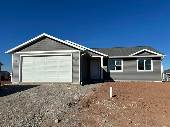 2150 White Dove Ln, Kaukauna, WI 54130