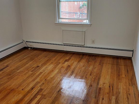 4th image of 14454 26th Ave