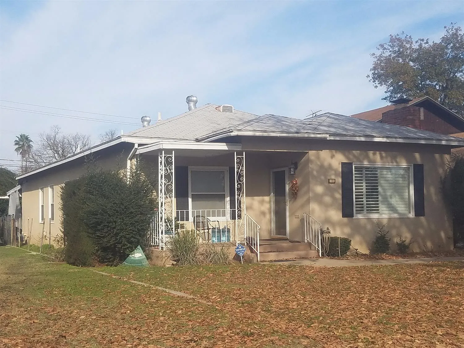 119 E Eden Ave photo 1