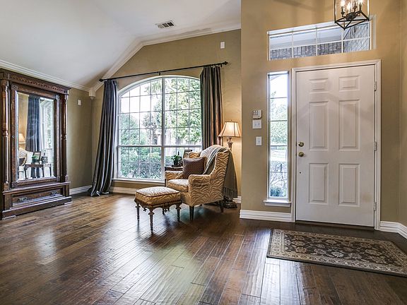 4th image of 18602 Tall Oak Dr