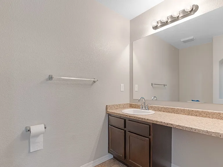 2350 Spring Blossom Dr — Photo 17