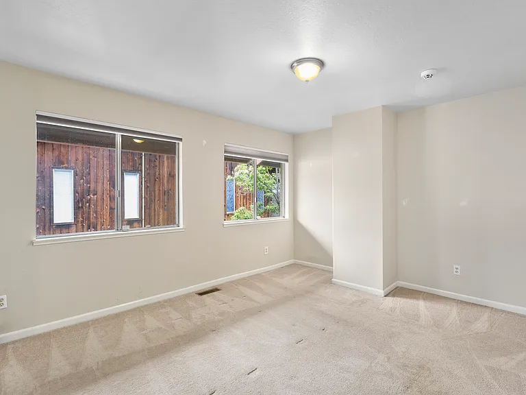 3858 Maybelle Ave — Photo 12