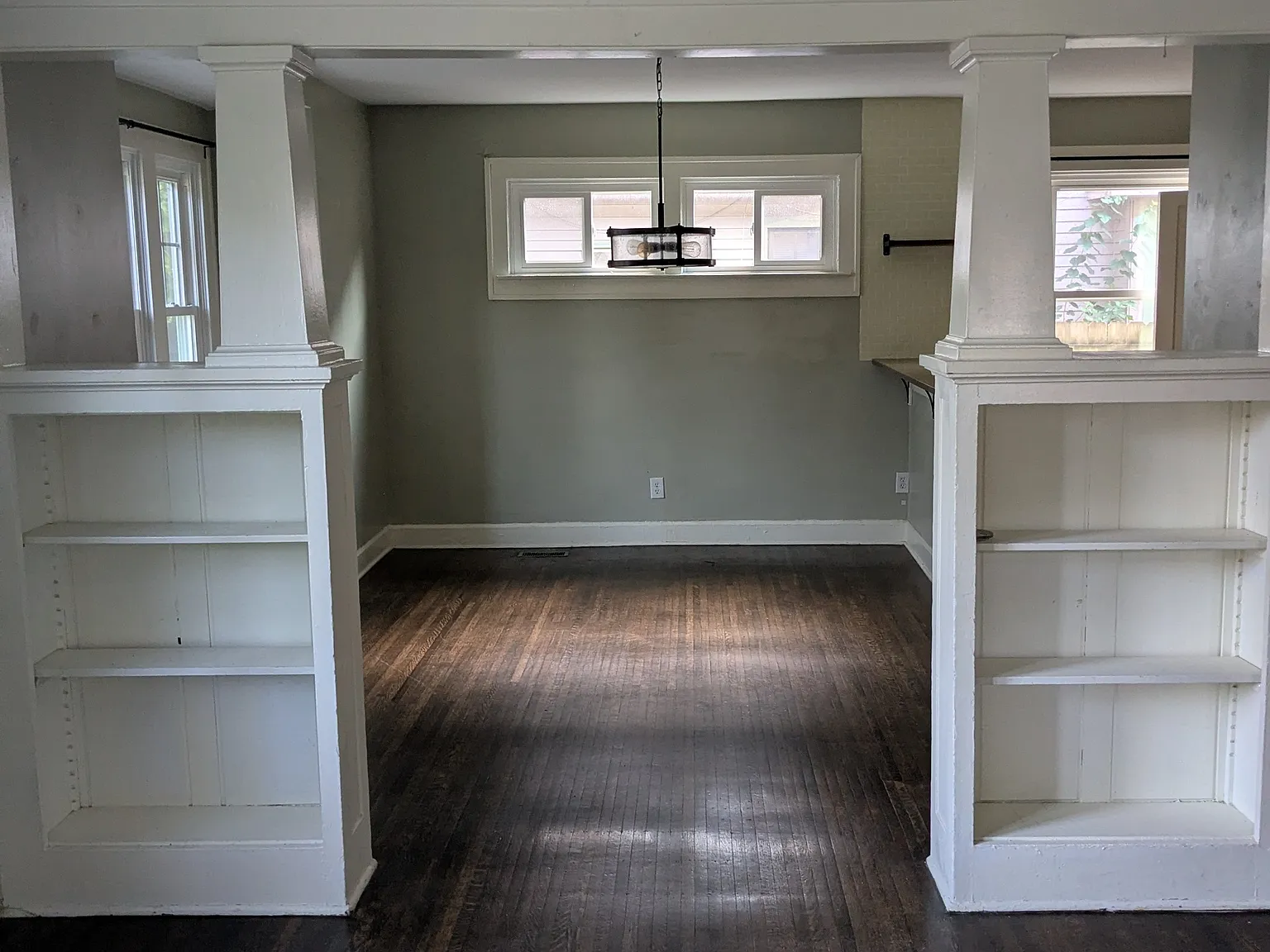3 bed, 1250 sqft, $1,700 — Photo 2