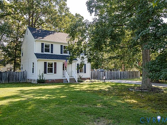 2nd image of 5208 Farmcrest Cir