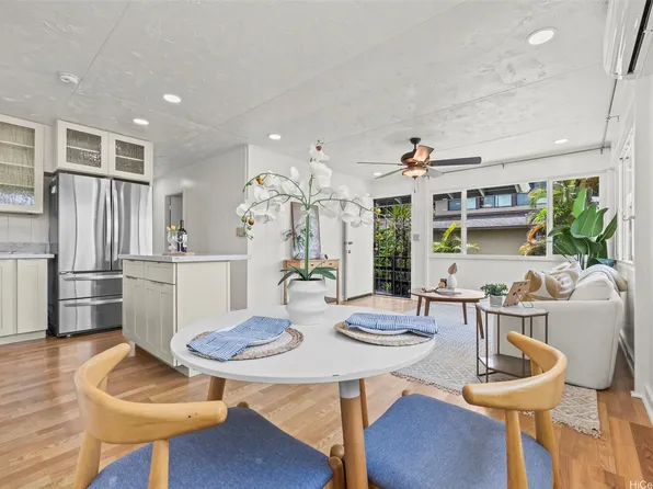 47-417 Ahuimanu Rd APT B, Kaneohe, HI 96744