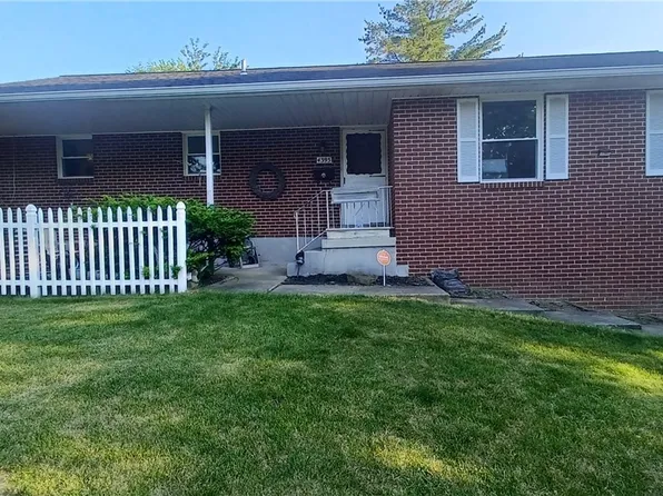 4395 Willow Run Dr, Dayton, OH 45430