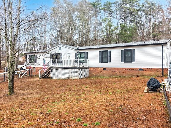 3rd image of 235 Geneva Dr