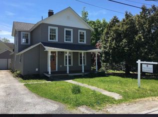 10 Parker Ave, Hyde Park, NY 12538
