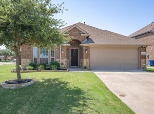 102 Trophy Trl, Forney, TX 75126