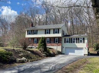 95 Linda Ln, Manchester, NH 03104
