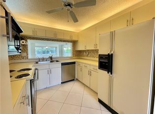 7356 N Devon Dr #207, Tamarac, FL 33321