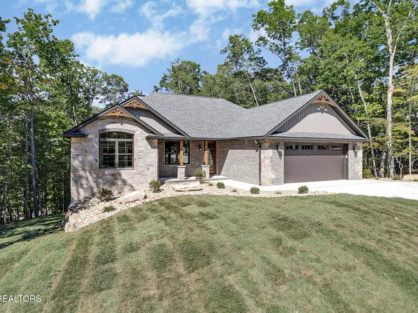 140 Markham Ln, Fairfield Glade, TN 38558
