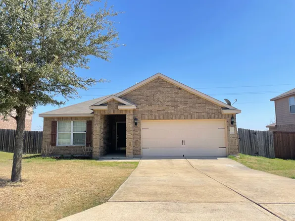 207 Dodge City Trl, Newark, TX 76071