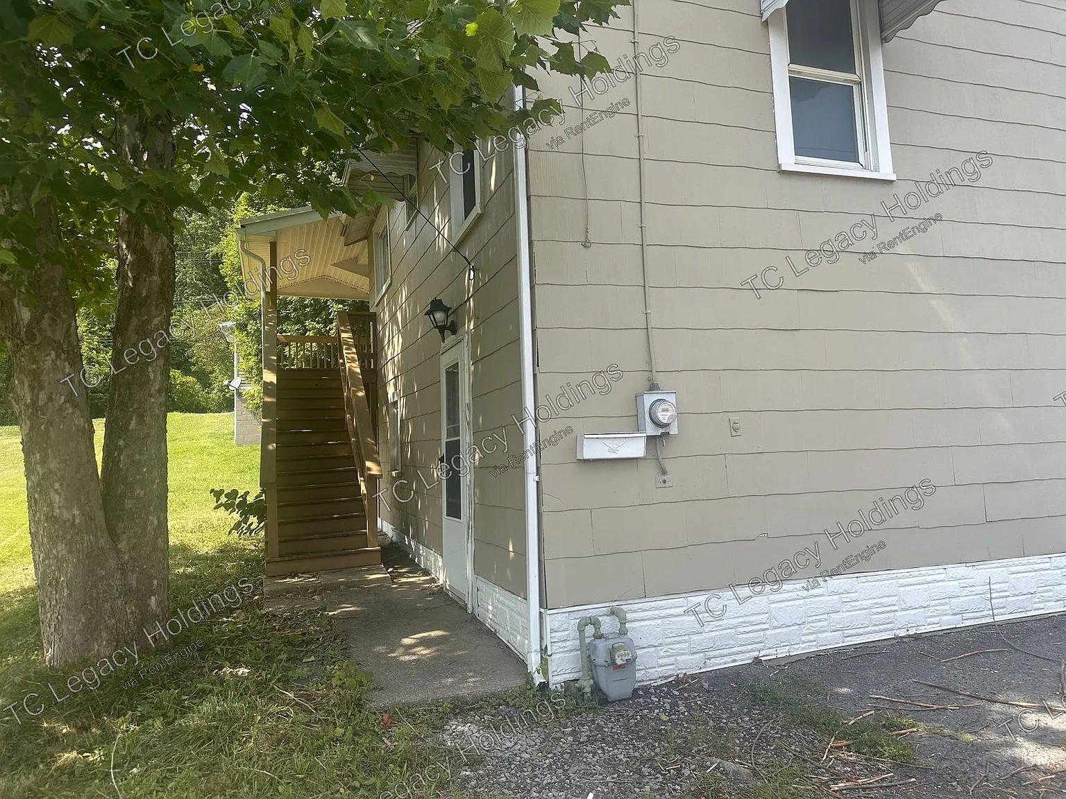 2 bed, 1.0 bath, 850 sqft, $1,200 — Photo 3