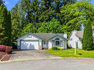 11915 238a St, Maple Ridge, BC V4R 2B2