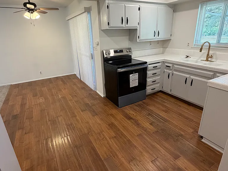 26079 Anawood Pl — Photo 3