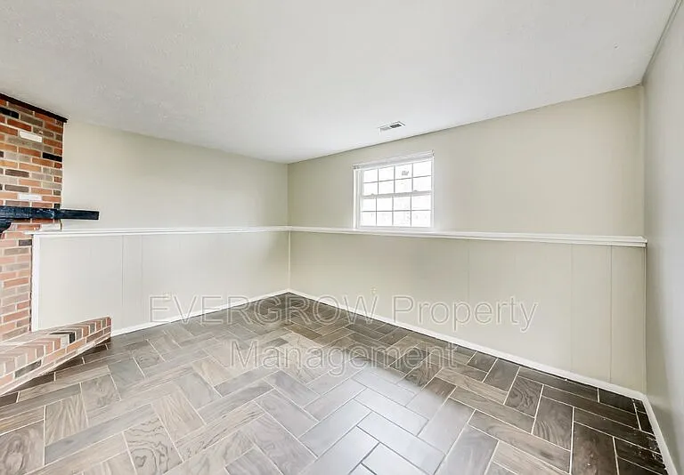 5310 Shelbyville Rd — Photo 19