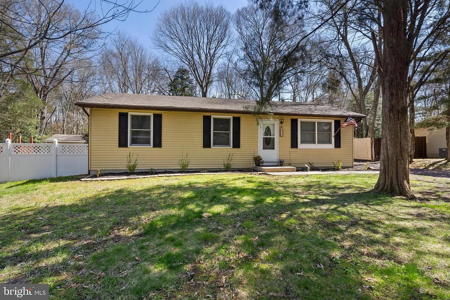 415 Roosevelt Blvd photo 1