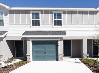 2719 Walden Town Cir, Plant City, FL 33566