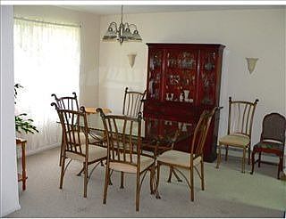 4th image of 190 Country Club Dr