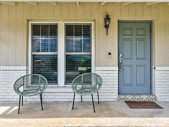 3rd image of 9627 Althea Way