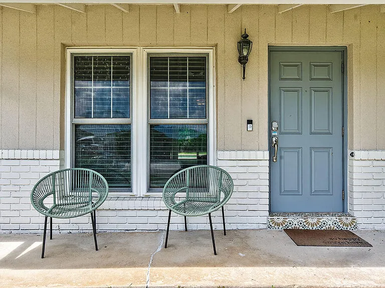 9627 Althea Way — Photo 3