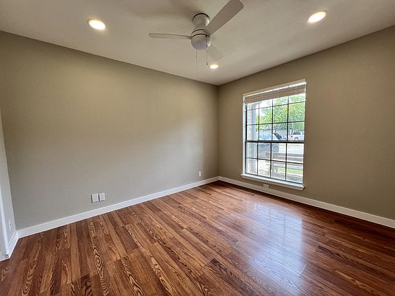 5th image of 800 Cactus Bend Dr