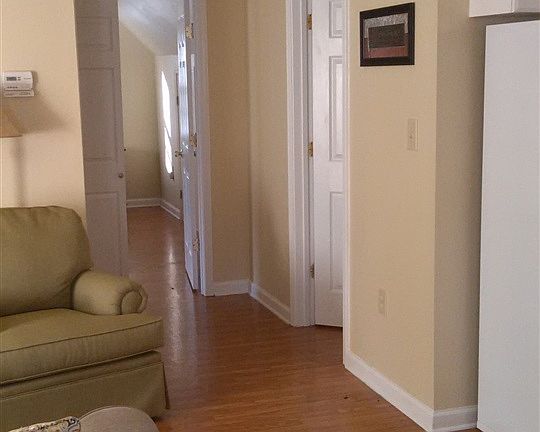 5th image of 198 NW Riverbend Dr