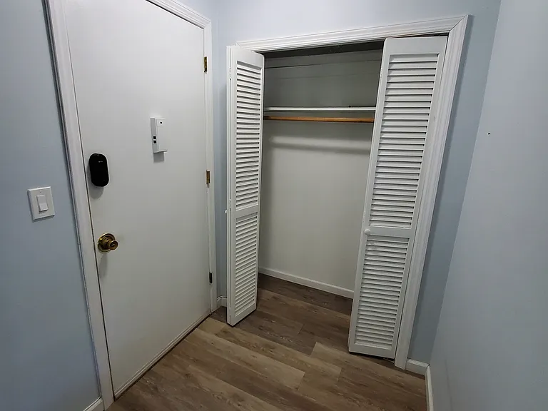 166 Sierra Vista Ln — Photo 2