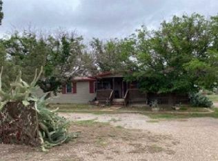 5718 County Road 6150, Lubbock, TX 79415