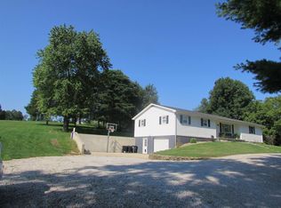 193 Fayetteville Coxton Rd, Williams, IN 47470