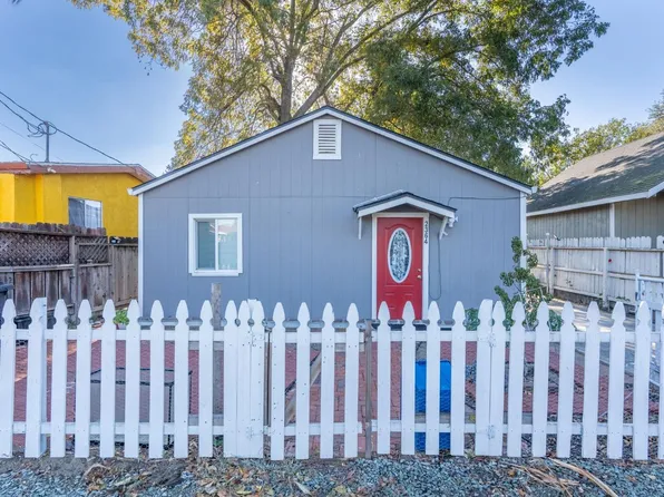 2364 E Harding Way, Stockton, CA 95205