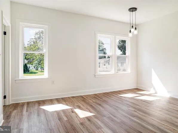 138 S Hetrick Ave, Palmyra, PA 17078