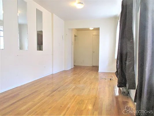 Rented by City Connections Realty | media 11