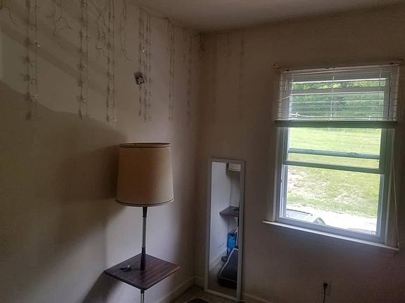 3rd image of 5 Longview Dr #5