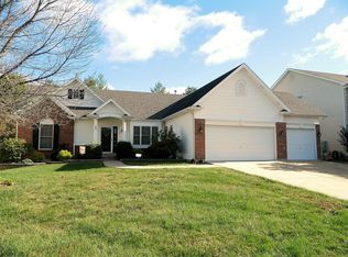 120 Courtfield Dr, O'Fallon, MO 63366