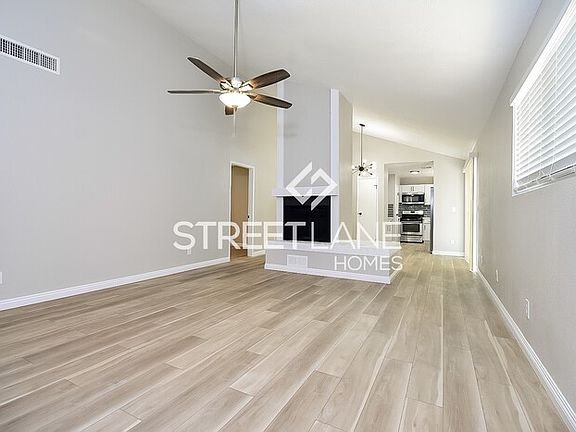 3rd image of 4112 N Broadriver Dr