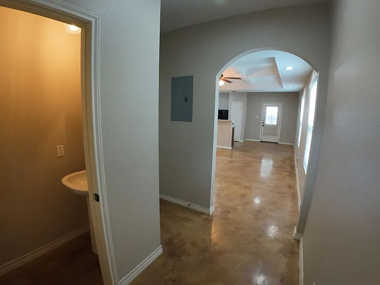 5010 Summit Wood — Photo 3