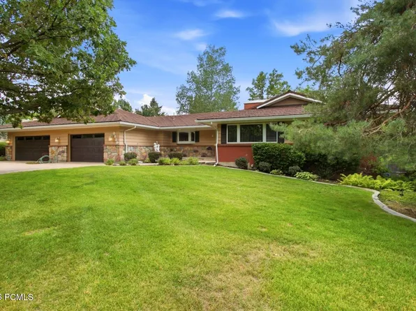 2120 E Applewood Ave, Holladay, UT 84121