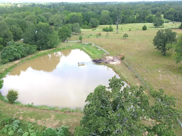 6533 County Road 233, Centerville, TX 75833