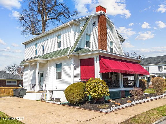 3rd image of 1712 Green Ridge St