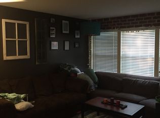 861 Benedetti Dr APT 107, Naperville, IL 60563