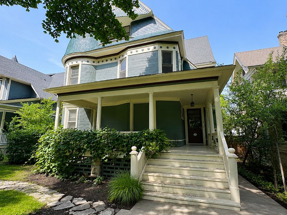 1st image of 1232 Hinman Ave #3