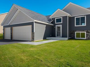 457 Delta Queen Ave, Prescott, WI 54021