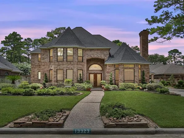 13323 Golden Valley Dr, Cypress, TX 77429
