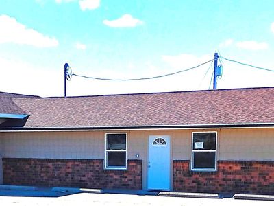 105 E 3rd St, Oacoma, SD, 57365