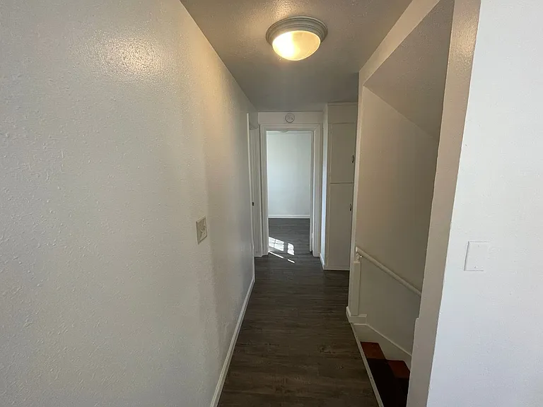 Vista Terrace — Photo 40