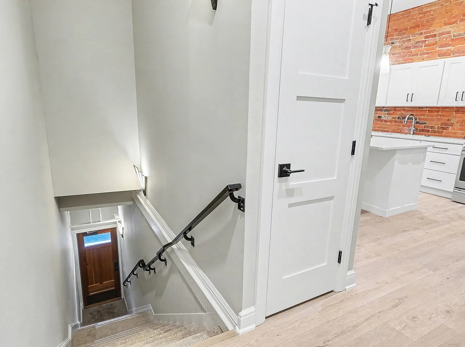 2 bed, 1145 sqft, $2,500 — Photo 2