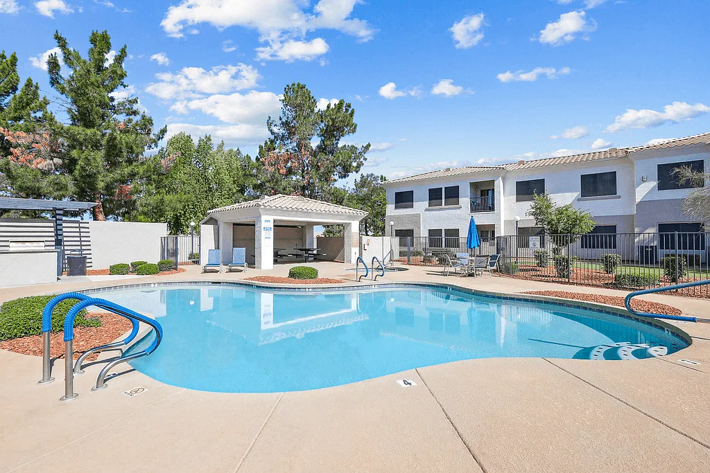 Lake Pleasant Village — Photo 2