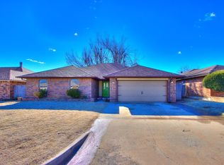 509 Bluegrass Ln, Yukon, OK 73099